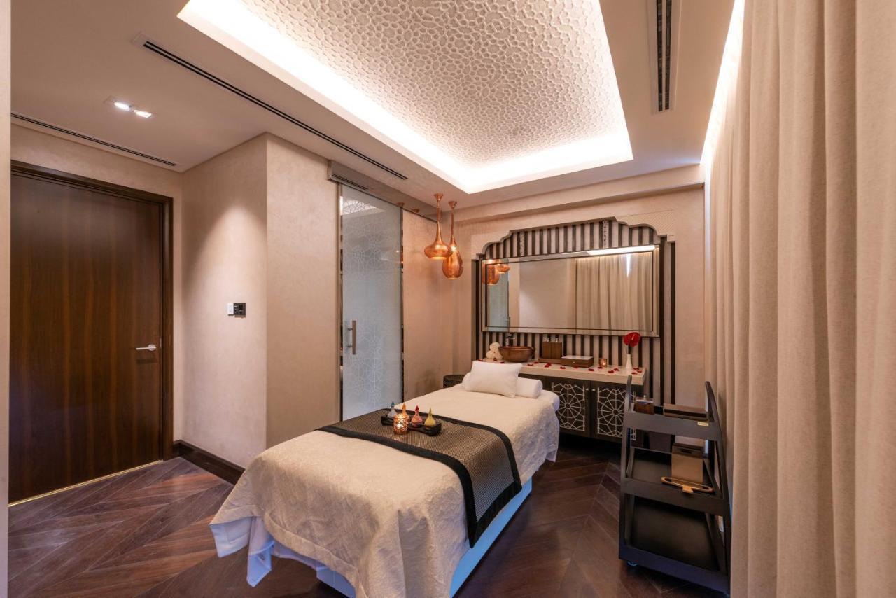 Shaza Doha Hotell Eksteriør bilde A treatment room at the spa