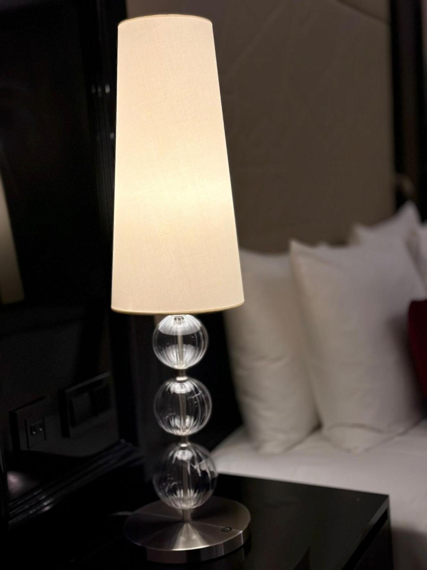 Shaza Doha Hotell Eksteriør bilde A lampshade